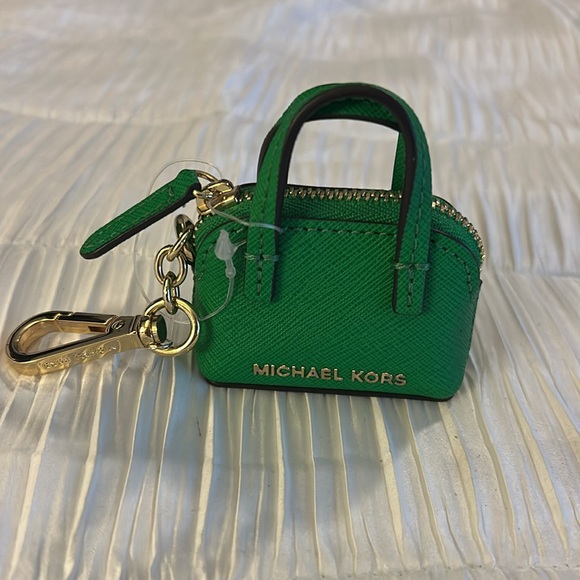 New Michael Kors key bag - Picture 2 of 3